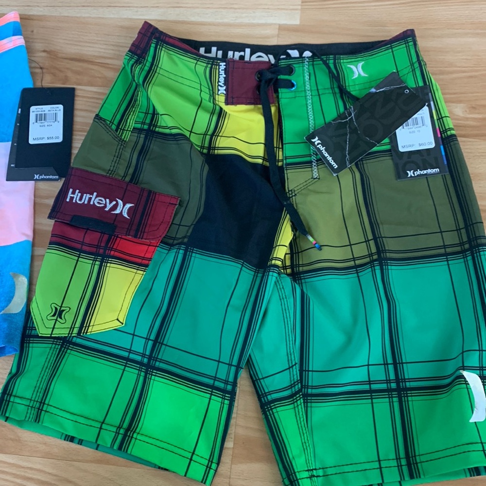 Kids Hurley shorts never worn